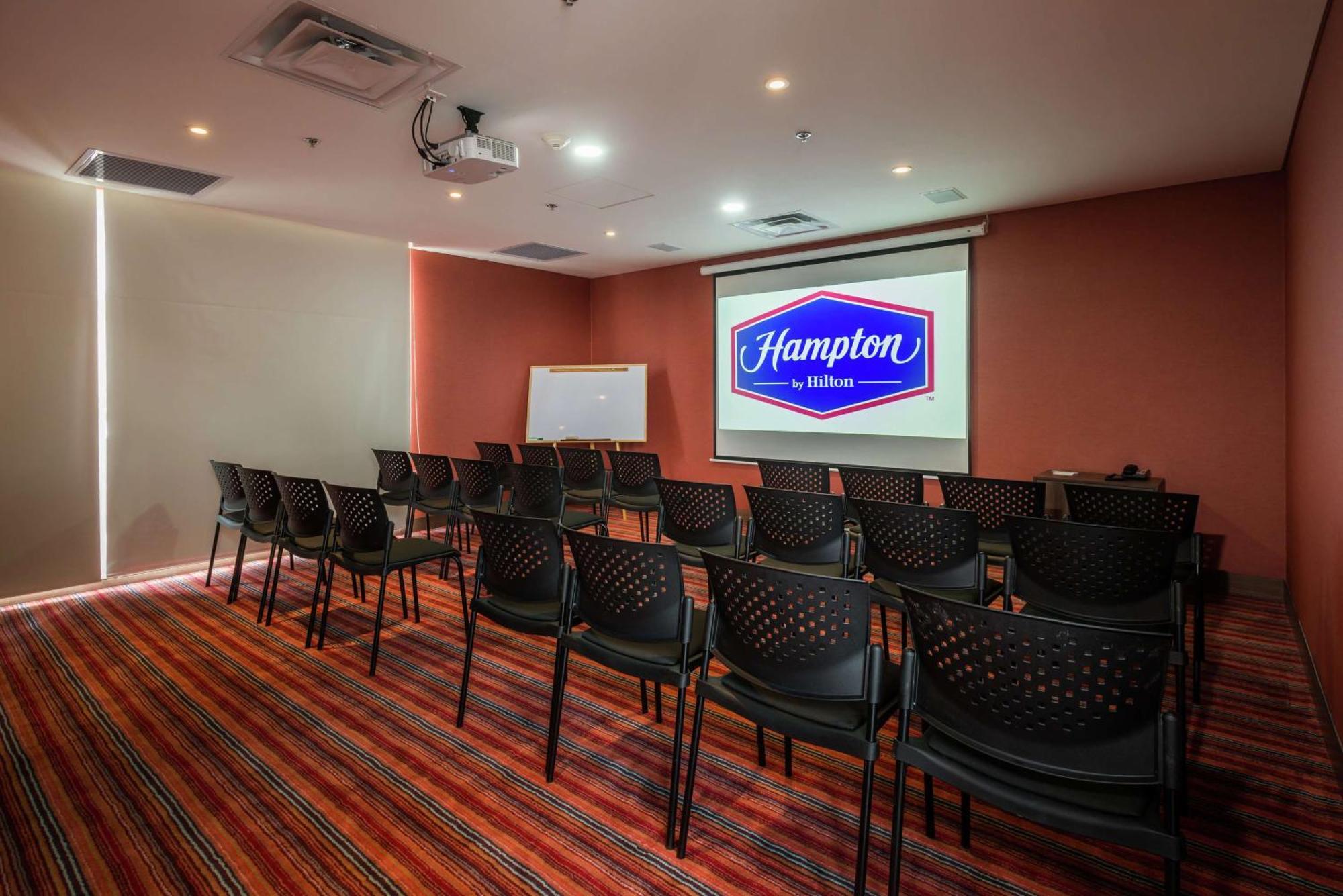 Hampton By Hilton Bogota Usaquen Luaran gambar